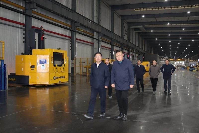鞏義市委書記、市長郭程明蒞臨明泰鋁業慰問一線員工
